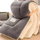 LoungeYard | Luxury Winter Duvet with Double Flannel Fleece - FrostGuard — product view 2