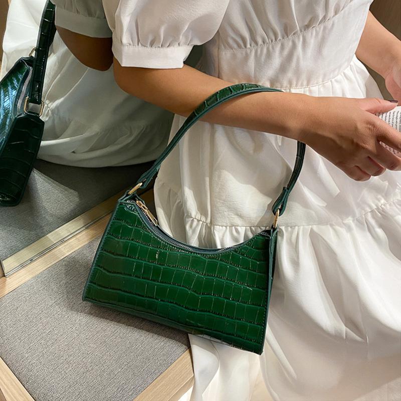 LoungeYard | Fashion Exquisite Shoulder Bag — product view 2