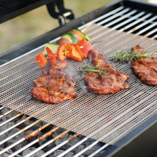 LoungeYard | Non-stick BBQ Grill Mat — product view 7