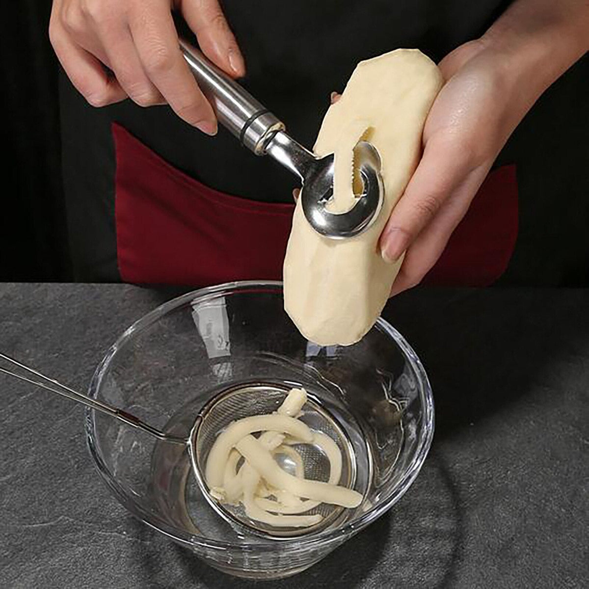 LoungeYard | Dough Slicer Noodle Maker Tool — product view 2