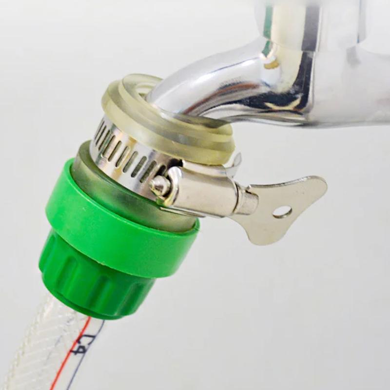 LoungeYard | Universal faucet adapter — product view 2