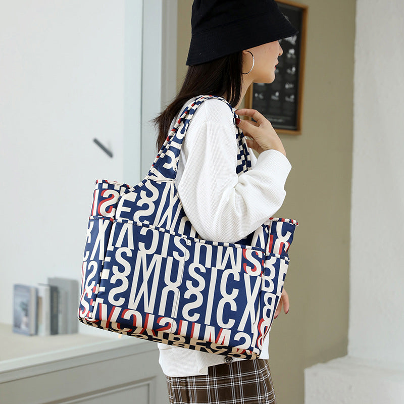 LoungeYard | Fashion Print Handbag — product view 5