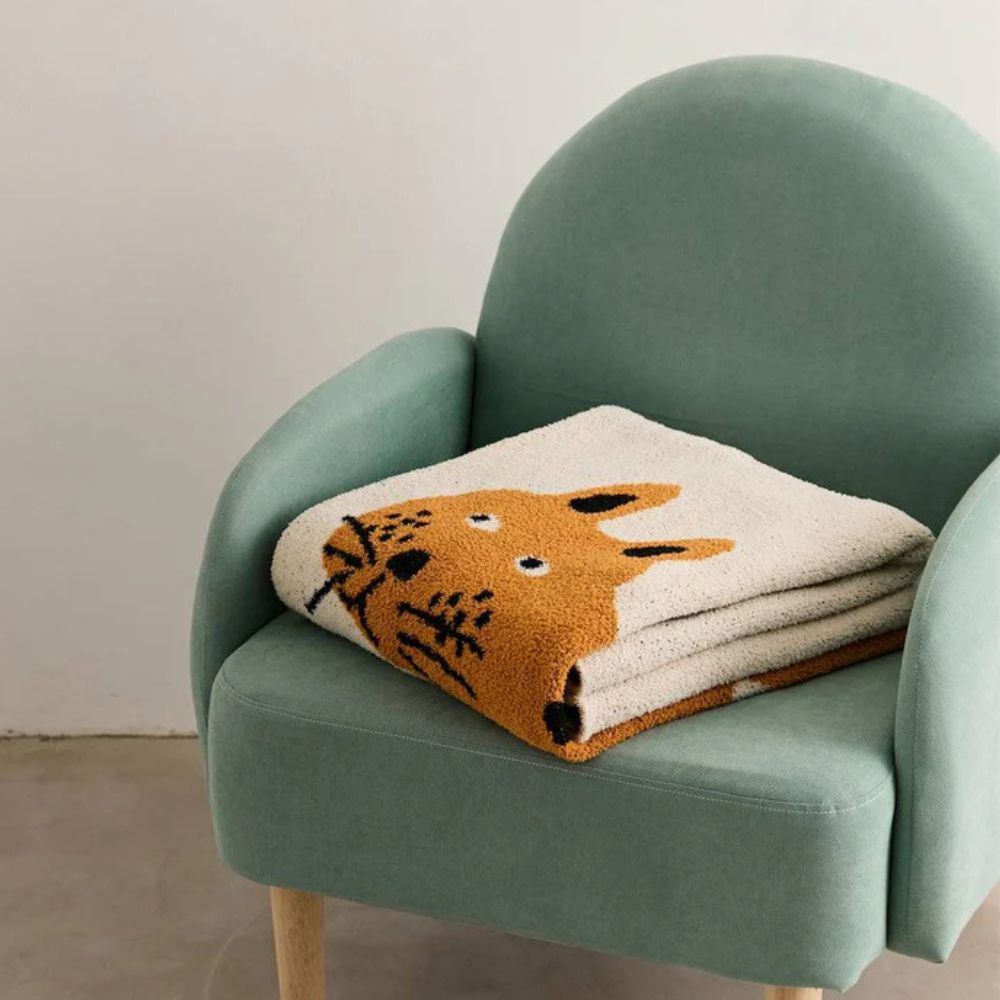 LoungeYard | Wild Paws Cozy Blanket — product view 2