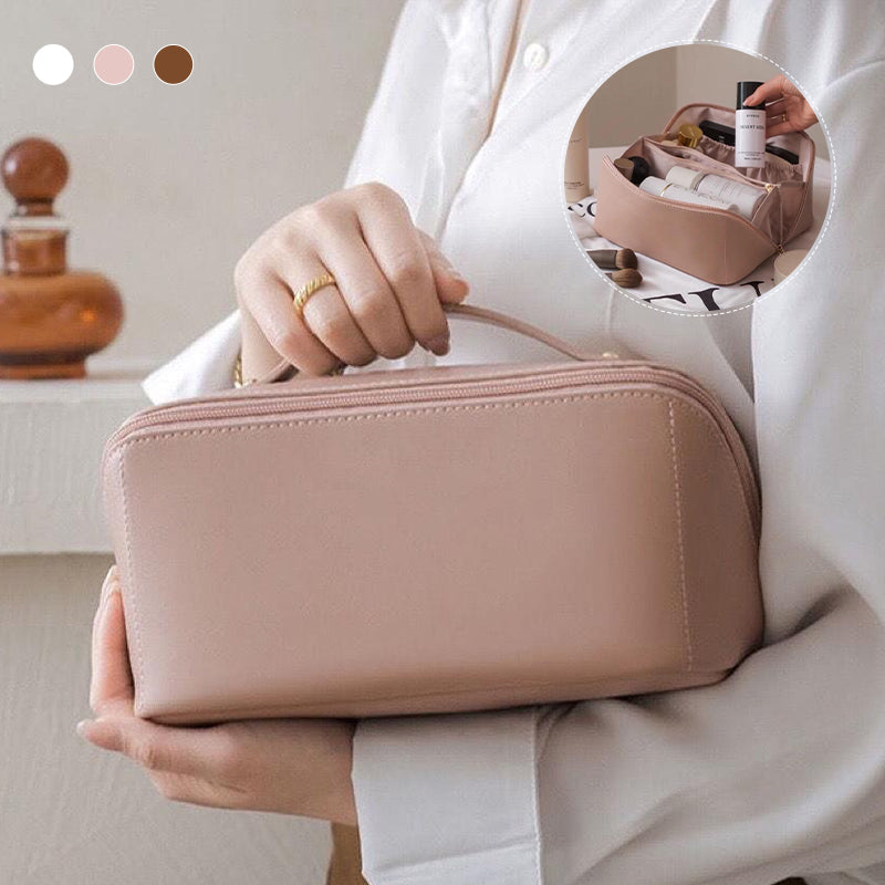 LoungeYard | Portable Travel Cosmetics Storage Bag — product view 4