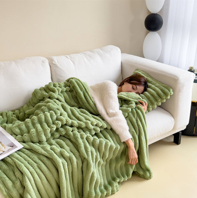 LoungeYard | WarmHug Blanket - Ultimate Coziness for Cold Winter Evenings — product view 6