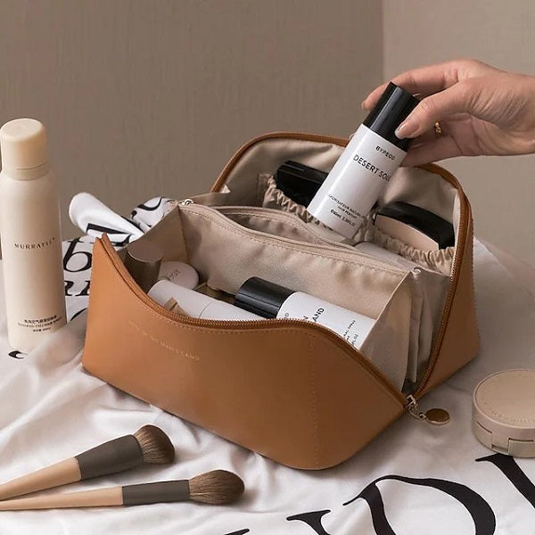 LoungeYard | Portable Travel Cosmetics Storage Bag — product view 7