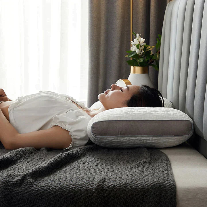 LoungeYard | Hybrid Pillow For Back & Side Sleepers — product view 4