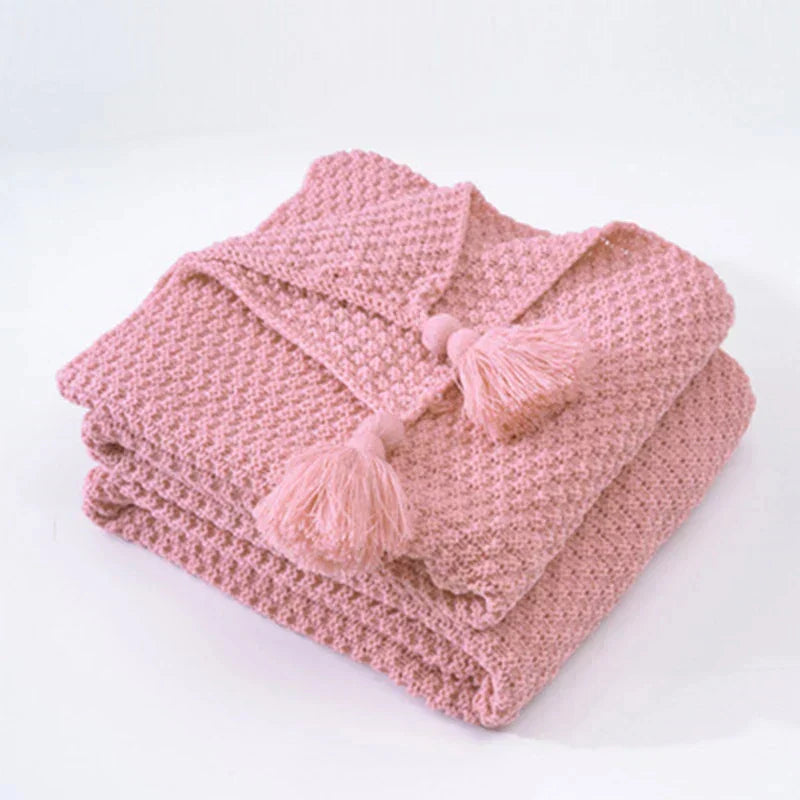 LoungeYard | Wool Blanket ArcticHaven | Scandinavian Design with Tassels & Balls | Warm & Stylish — product view 6