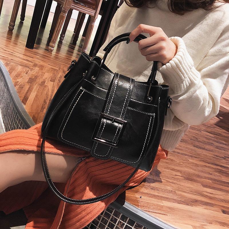 LoungeYard | New Retro Bucket Bag — product view 1