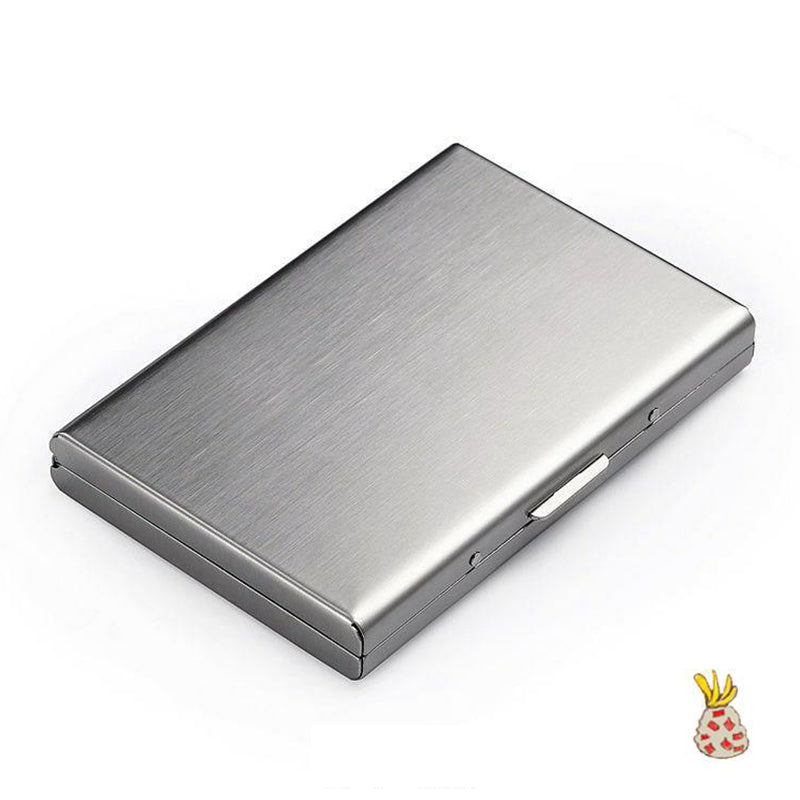 LoungeYard | Ultral thin card case with theft and demagnetization protection — product view 4