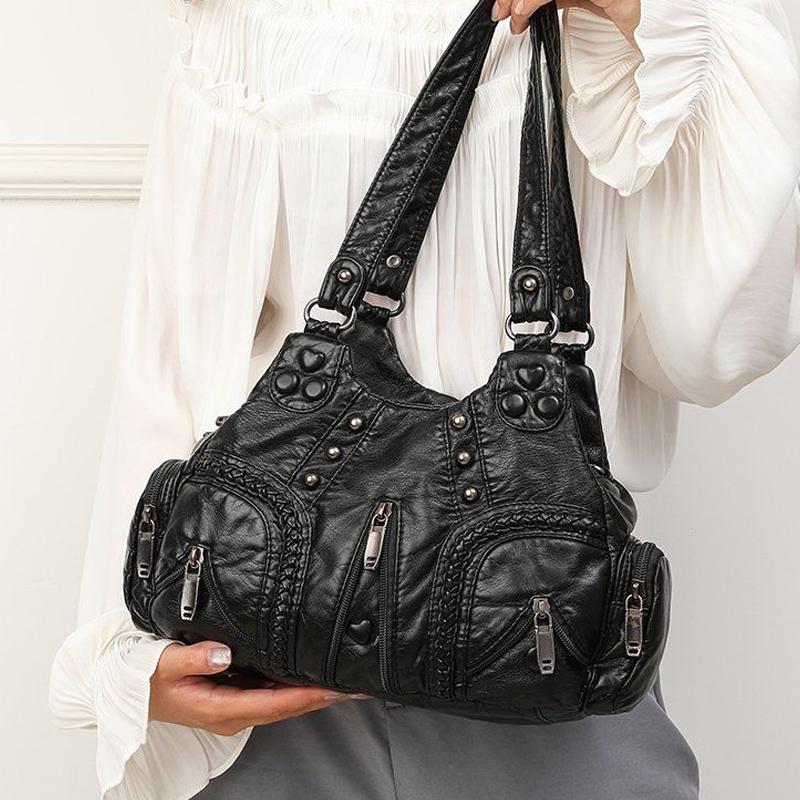 LoungeYard | Handbag made of soft leather — product view 5
