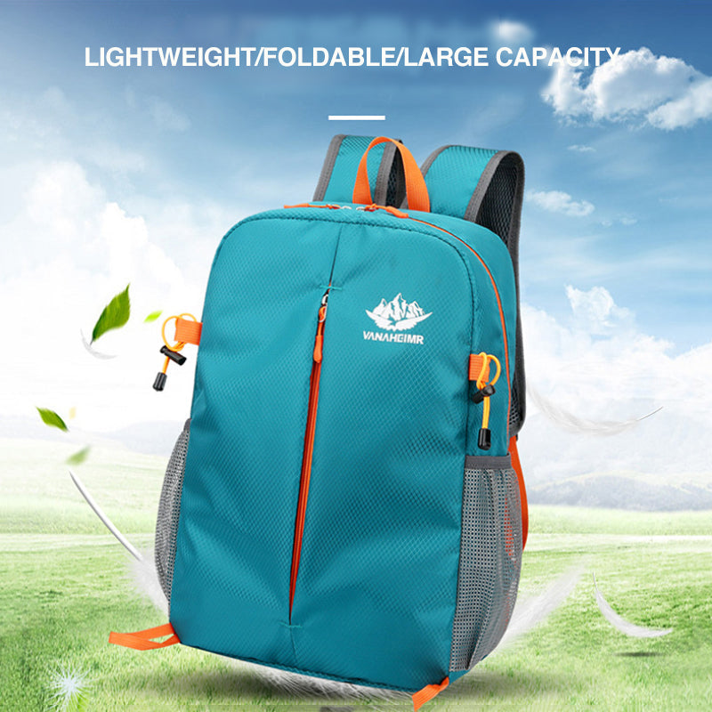 LoungeYard | Foldable Backpack — product view 4