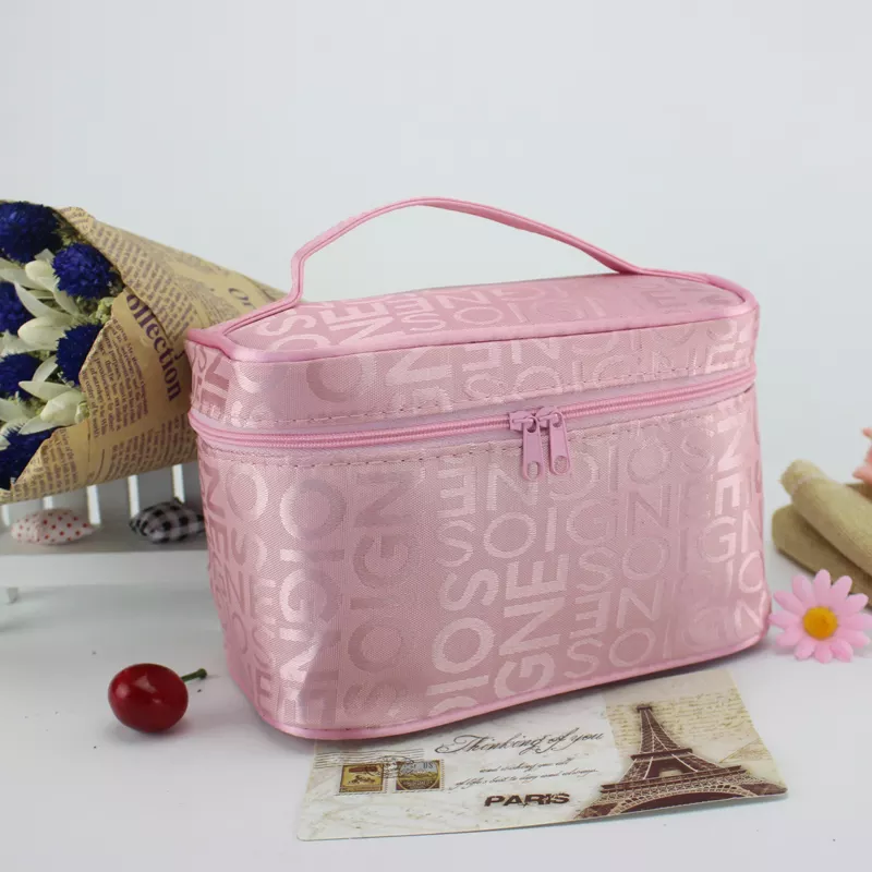 Makeup Bag | LoungeYard — product view 2