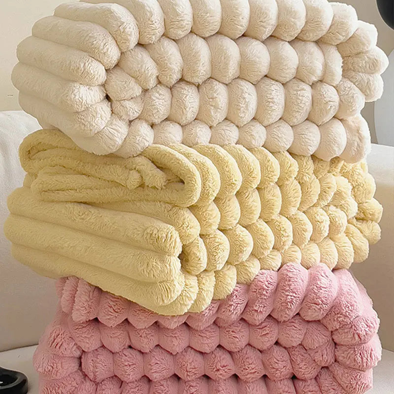 LoungeYard | Luxe Comfort Blanket - CozyWrap — product view 2