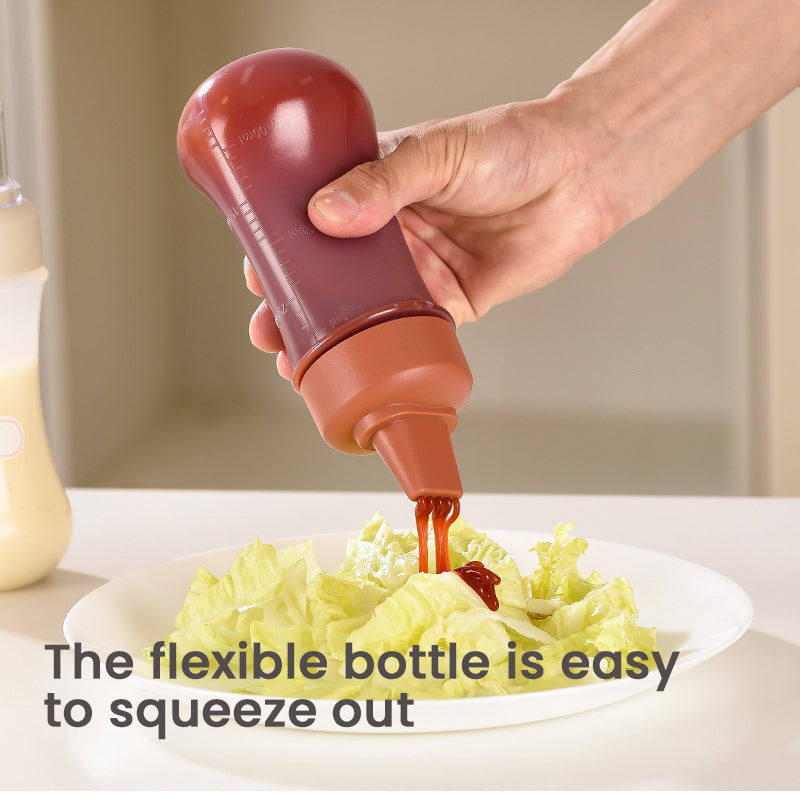 LoungeYard | Measurable Condiment Squeeze Bottle — product view 3