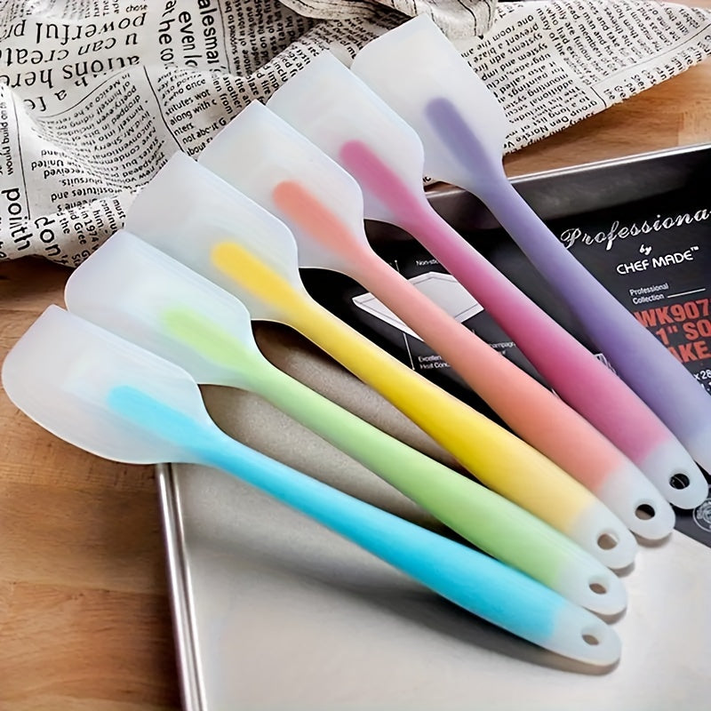 LoungeYard | Silicone Baking Spatula for Cake and Cooking — product view 1