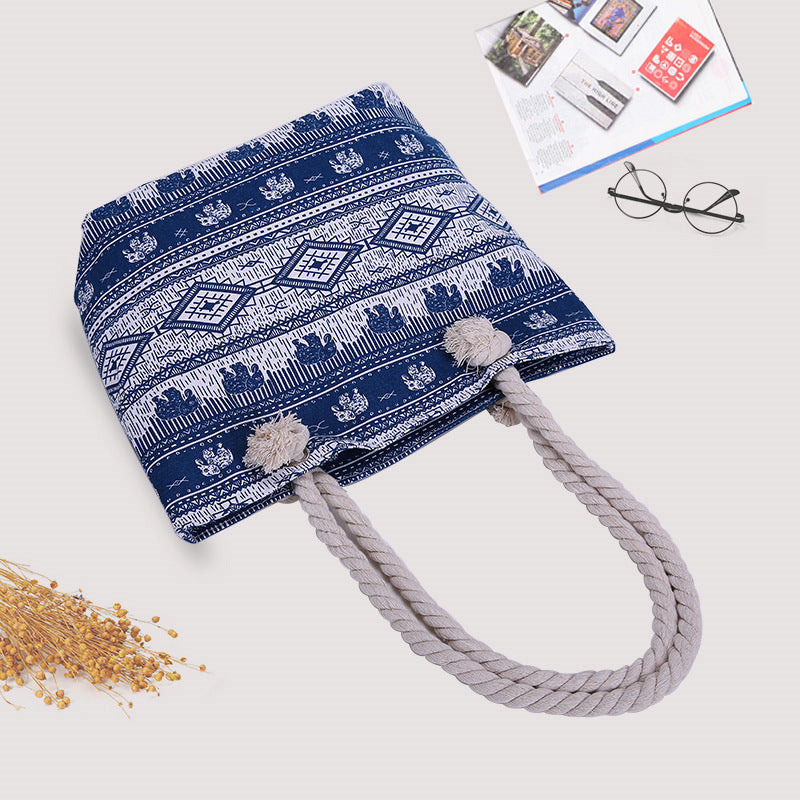 Trendy Beach Bag LoungeYard — product view 4