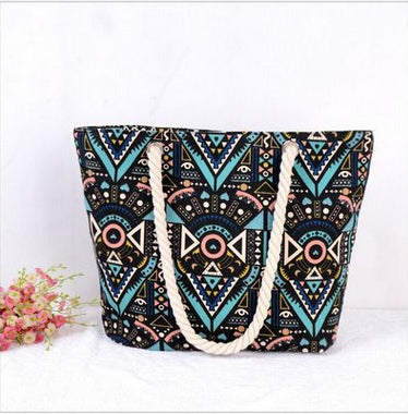 Large beach bag with ethnic pattern LoungeYard — product view 6