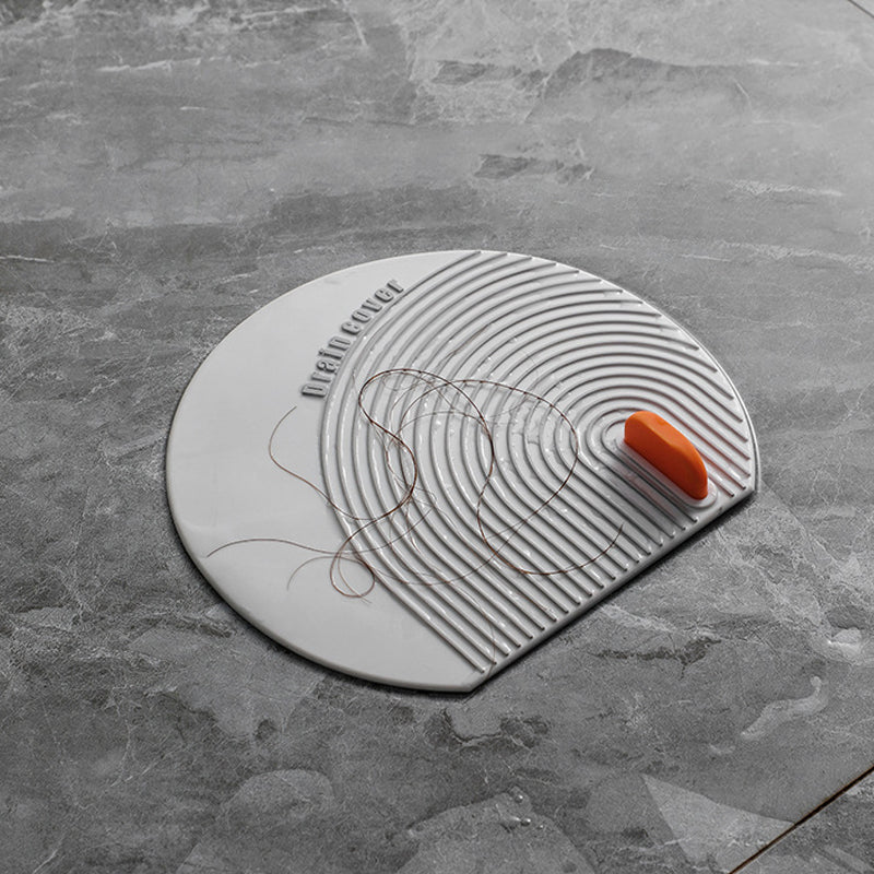 LoungeYard | Multi-purpose floor drain cover made of silicone — product view 7