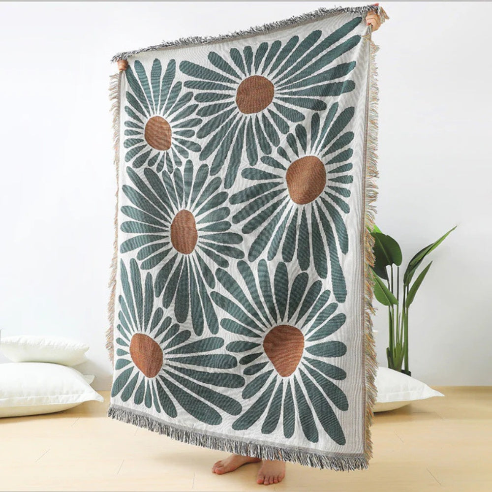 LoungeYard | Floral Daisy Woven Throw Blanket — product view 1