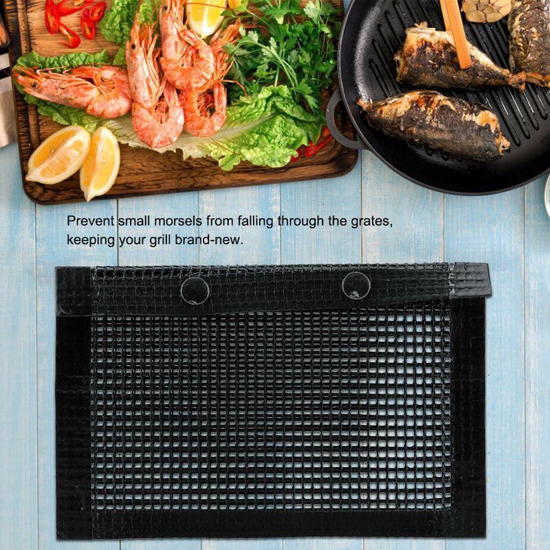 LoungeYard | Non-stick grill mesh bag — product view 4