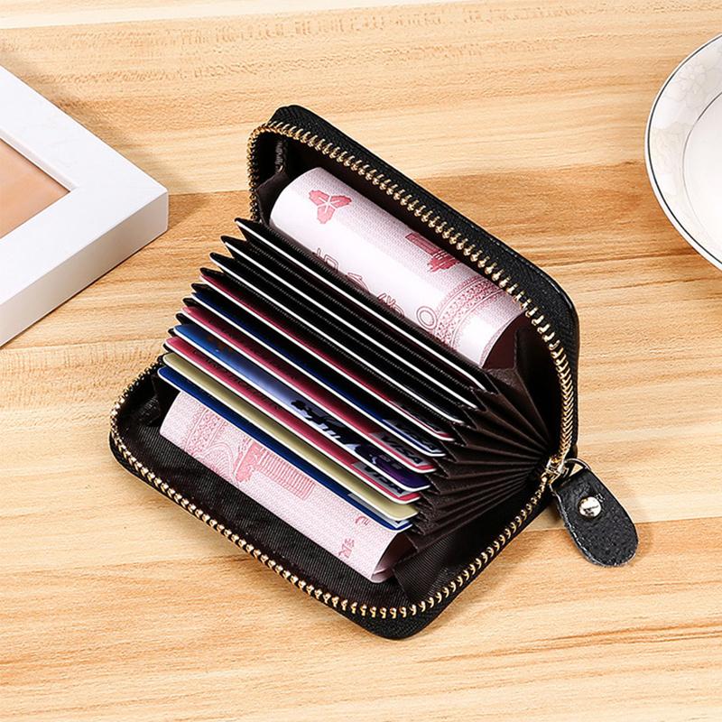 LoungeYard | Multiple Card Slot Wallet — product view 2