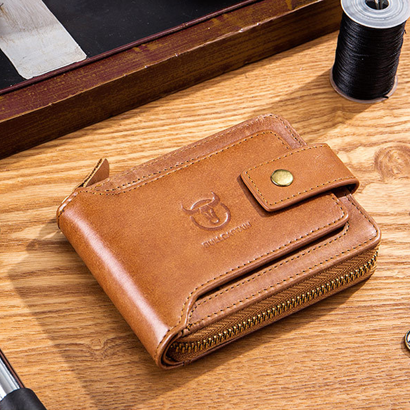Multifunctional Anti-RFID Leather Wallet | LoungeYard — product view 6