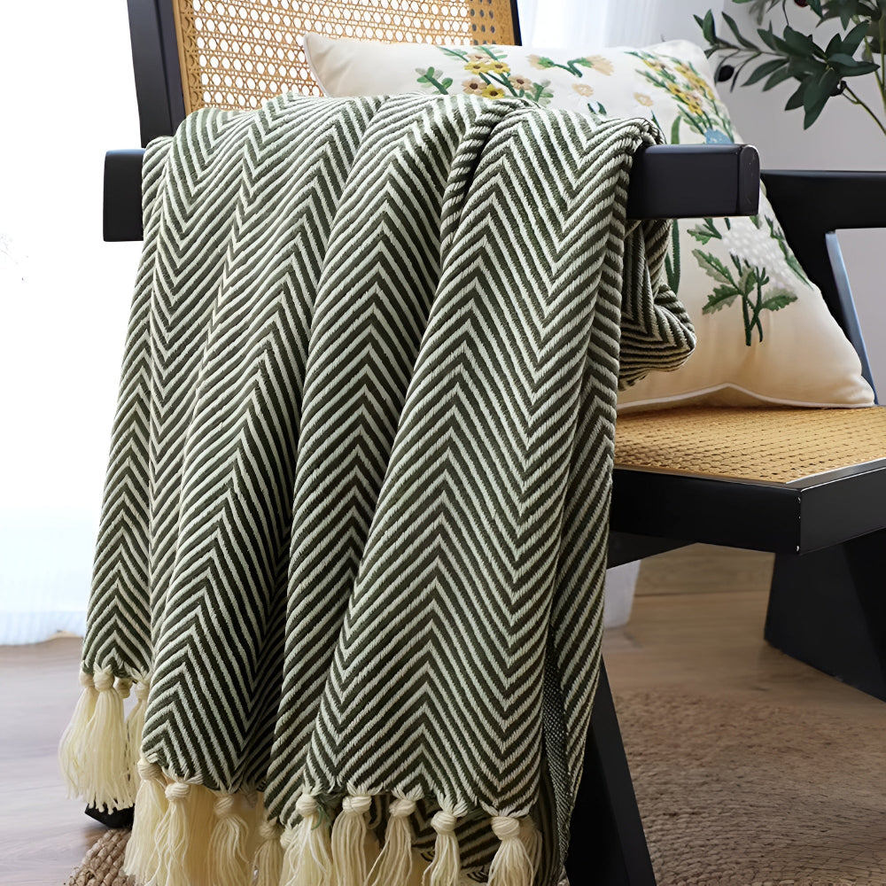 LoungeYard | Herringbone Tassel Knit Blanket — product view 2