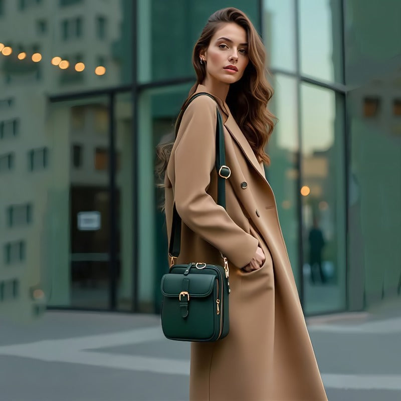 LoungeYard | Single shoulder messenger bag — product view 4