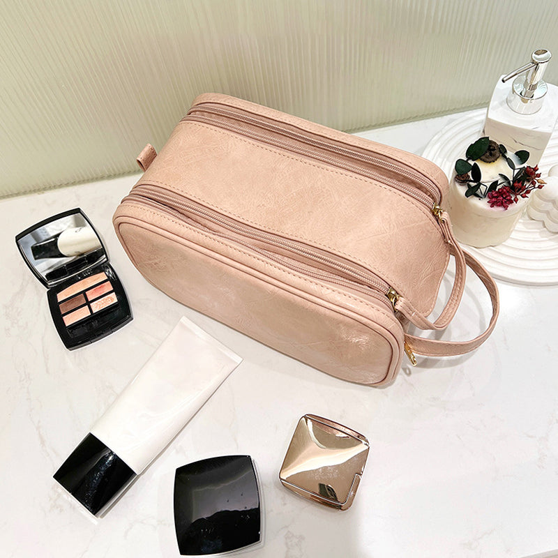 LoungeYard | Large Travel Makeup Bag — product view 7