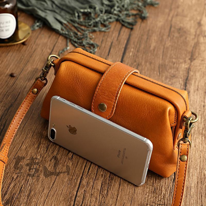 LoungeYard | Retro Handmade Bag — product view 4