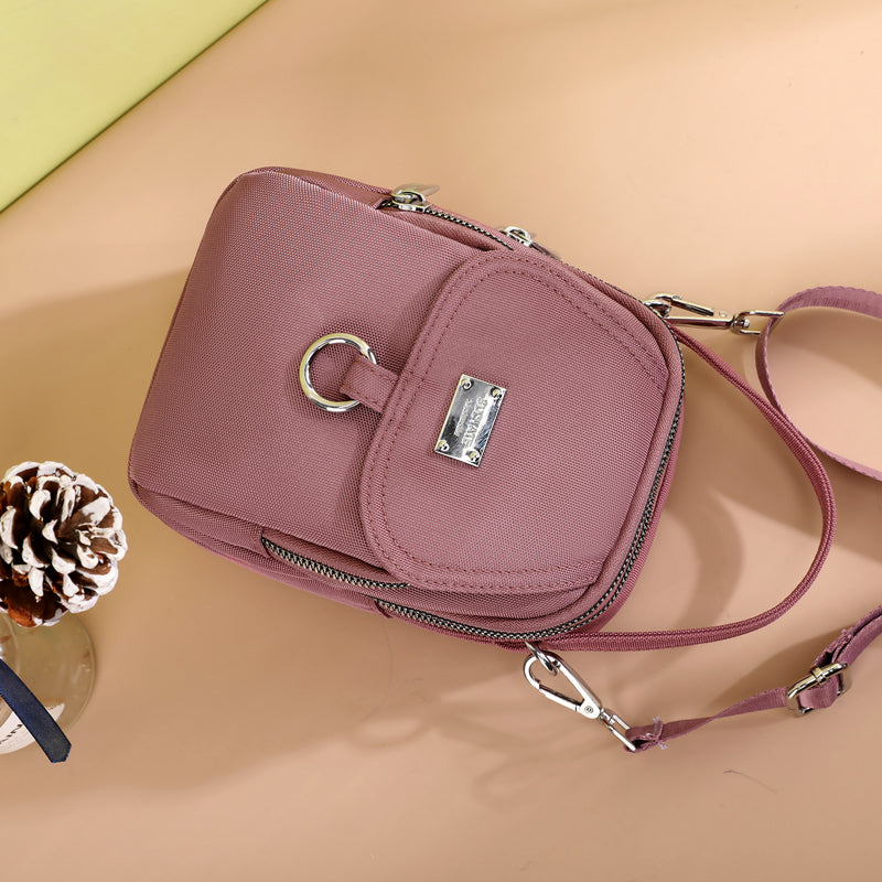 LoungeYard | Leather Trendy Chic Women Messenger Bag — product view 5