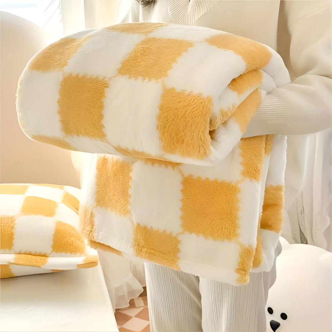 LoungeYard | Super Soft Fleece Blanket — product view 5