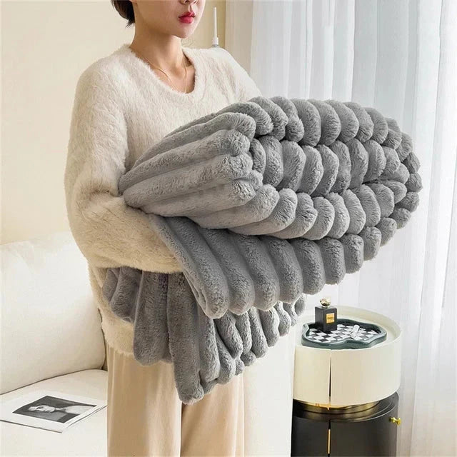 LoungeYard | Luxe Comfort Blanket - CozyWrap — product view 6