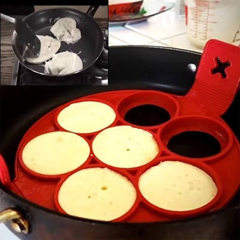 LoungeYard | Non-stick silicone pancake mold ring — product view 3