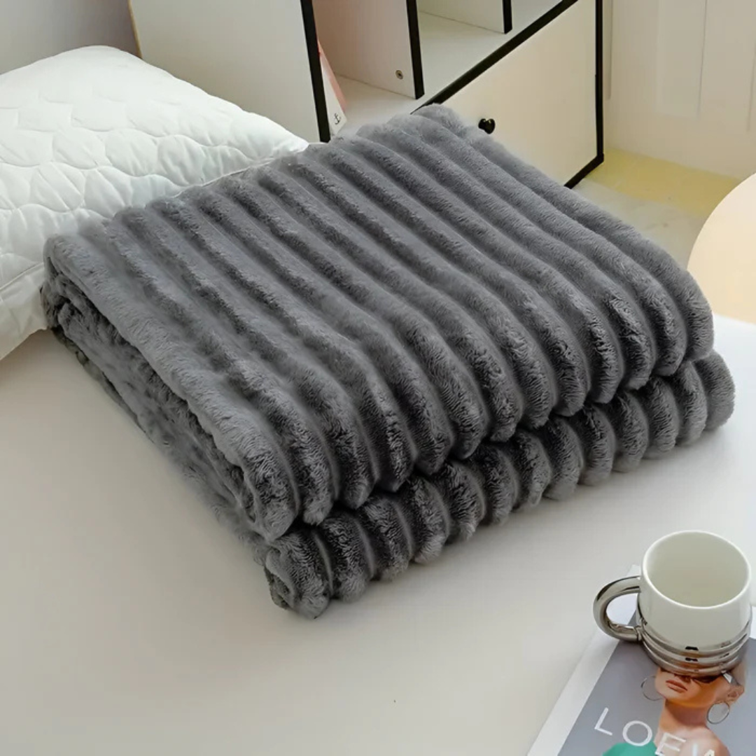 LoungeYard | Warmth and Delicacy in a Luxurious Edition — product view 3