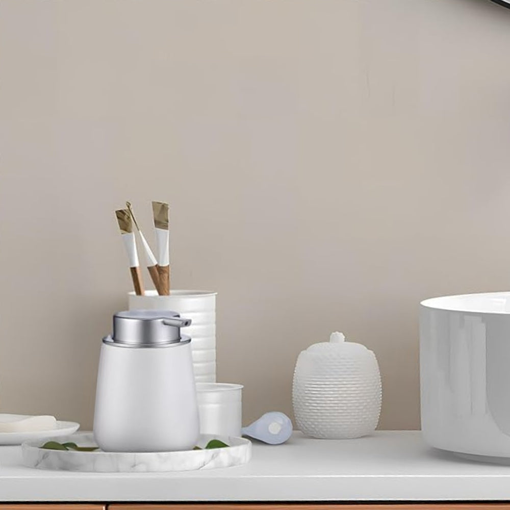 LoungeYard | Minimalist Touch Dispenser — product view 4