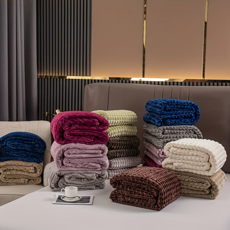 FlannelLuxe – Soft Fleece Blanket for Comfort LoungeYard — product view 4