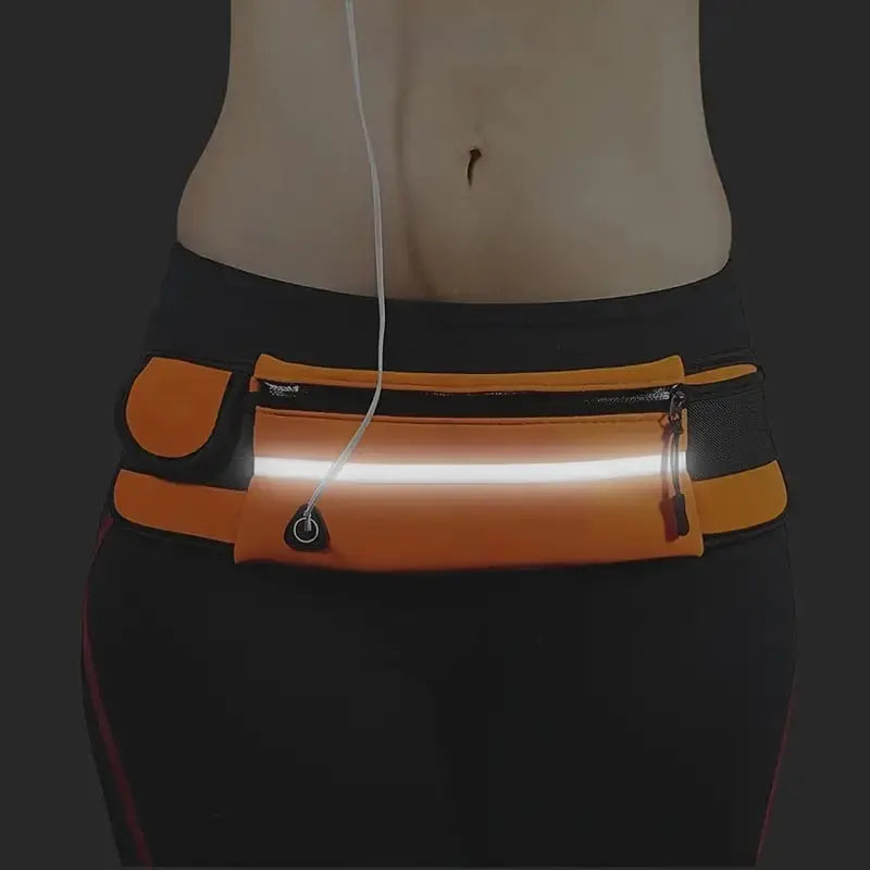 LoungeYard | Sporty running and belt bag – Lightweight, secure, practical — product view 4
