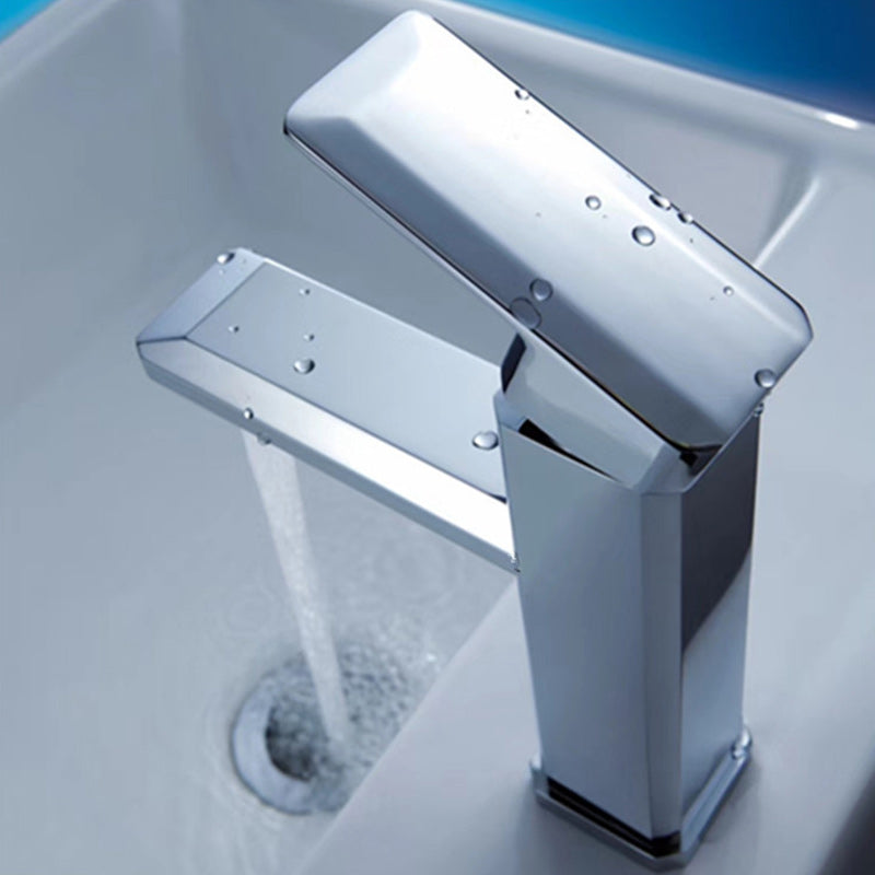 LoungeYard | Single Hole Faucet 6.69" H Modern Low Arc Bathroom Faucet — product view 1
