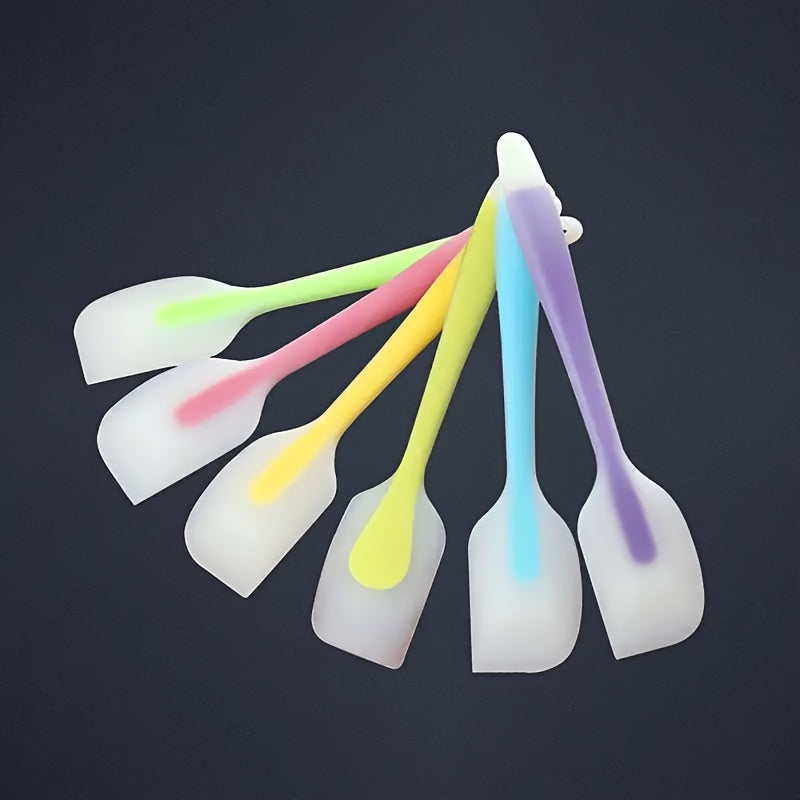 LoungeYard | Silicone Baking Spatula for Cake and Cooking — product view 5