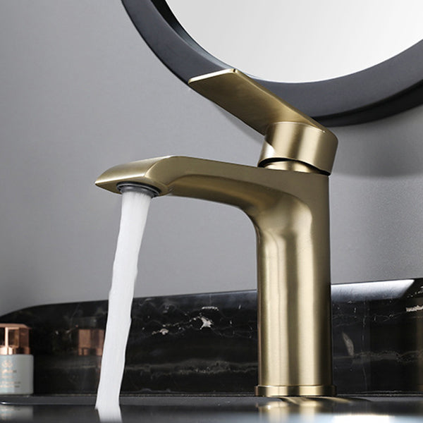 LoungeYard | Single handle faucets Glam Style sink faucets for the bathroom — product view 7