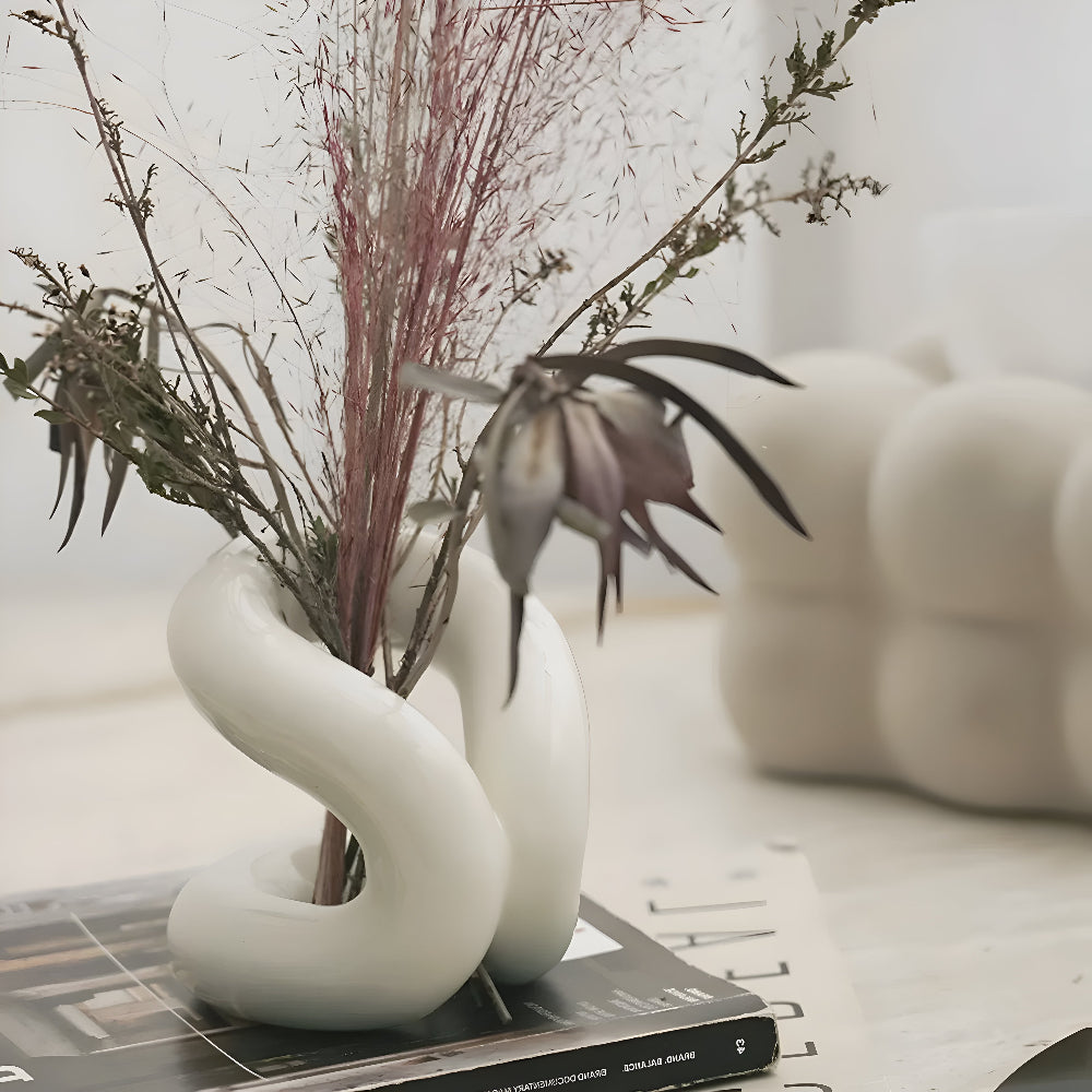 LoungeYard | Nordic Knot Ceramic Holder — product view 7