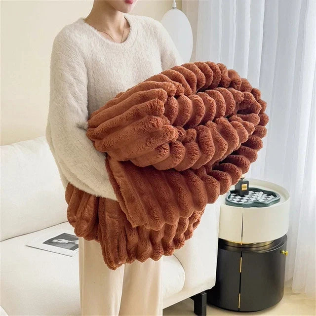 LoungeYard | Luxe Comfort Blanket - CozyWrap — product view 7