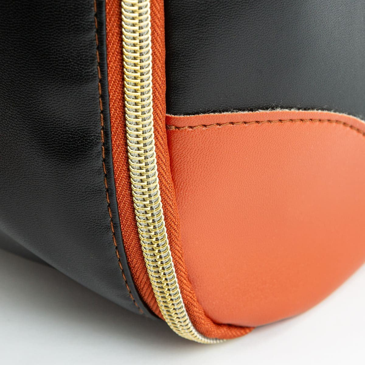 LoungeYard | Foldable Travel Duffel — product view 3