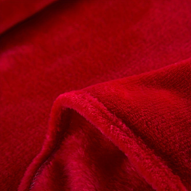 FlannelDream - Luxury Flannel Blanket for All Seasons LoungeYard — product view 6