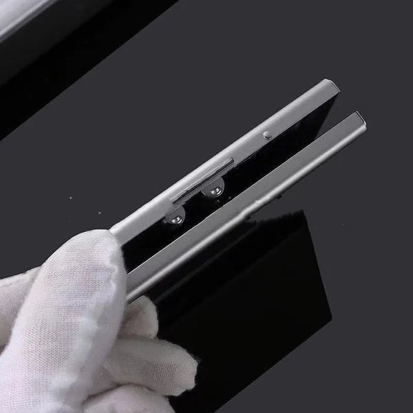 LoungeYard | Ultra-thin anti-theft brush anti-demagnetization metal card case — product view 6