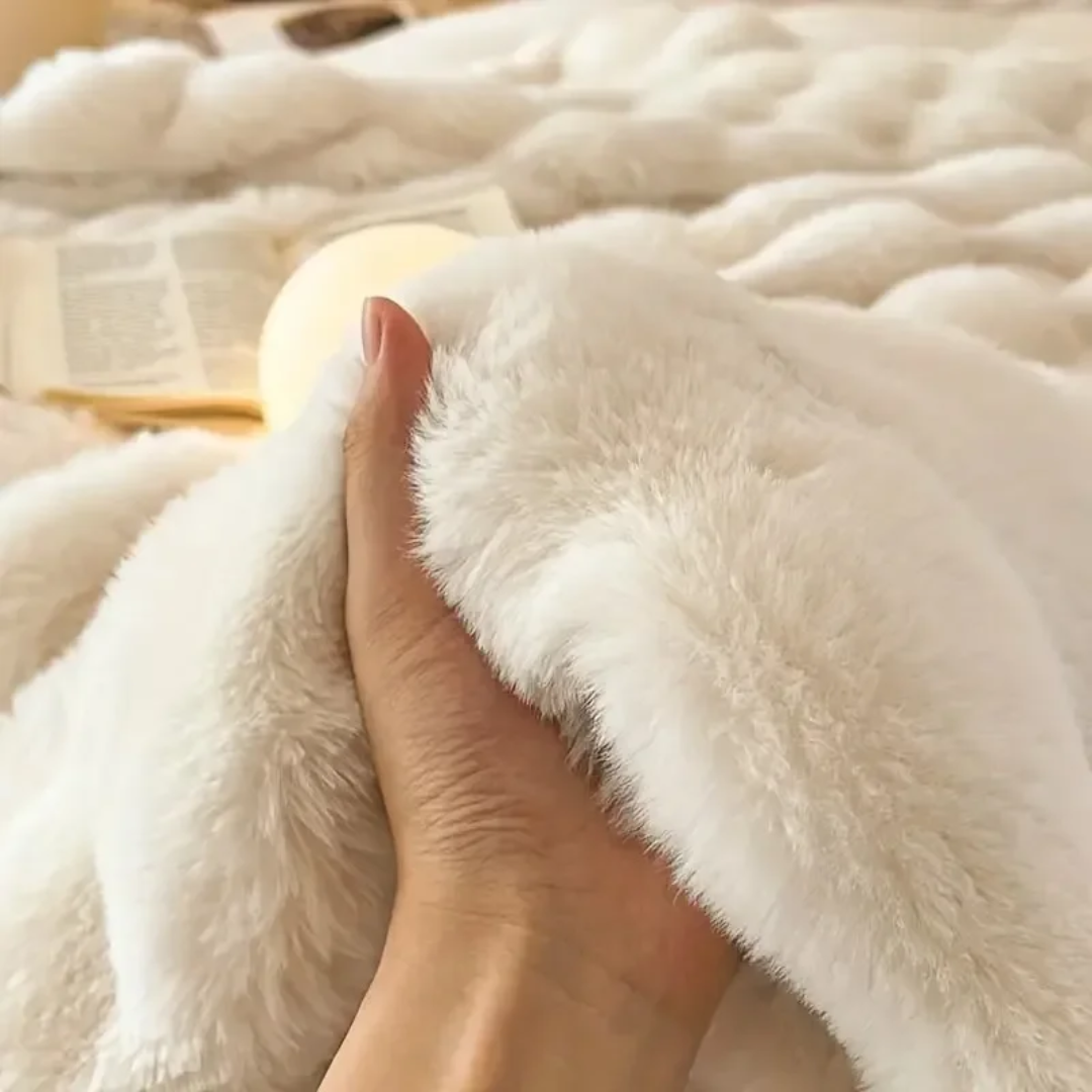 LoungeYard | Plaid For Couch & Bed — product view 3