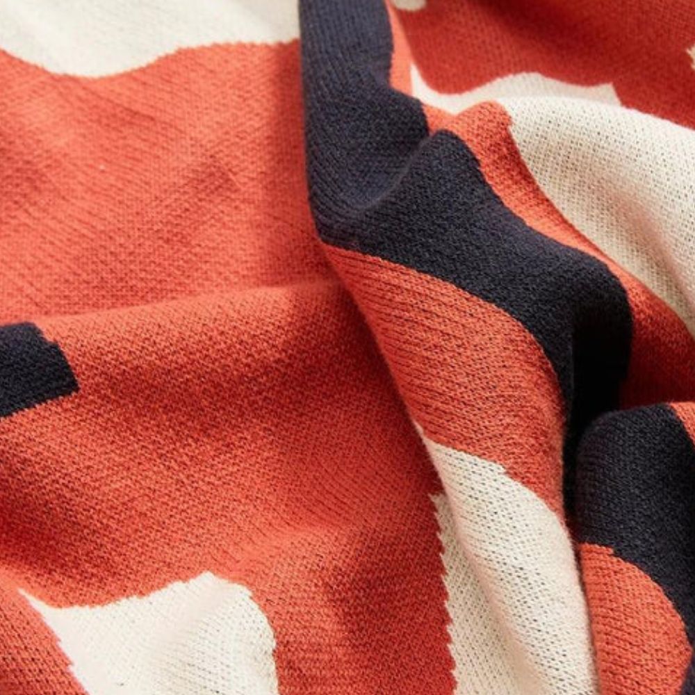 LoungeYard | Spring Tulip Floral Knitted Blanket — product view 6