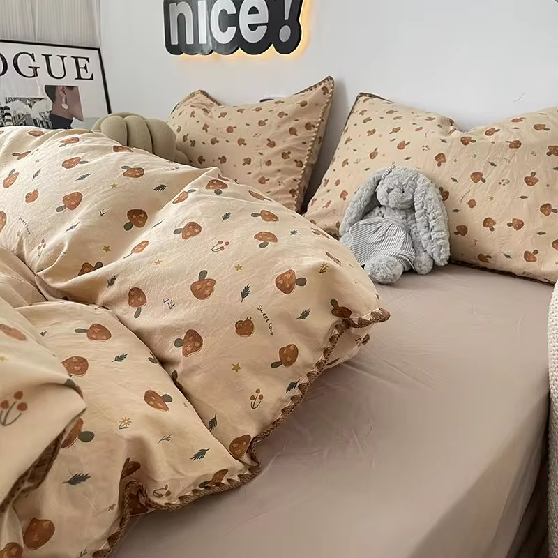 LoungeYard | Mushroom Bed Linen Set — product view 3